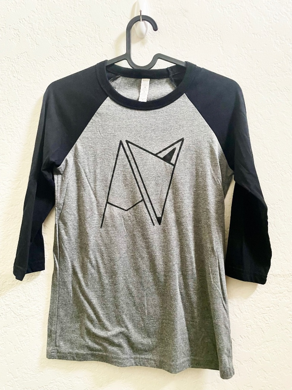 Androgynous Fox Brand Baseball Style T-shirt - Size XS